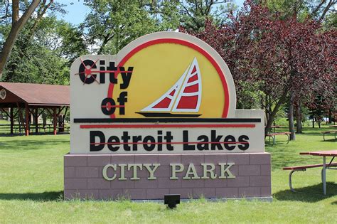 City of detroit lakes - 